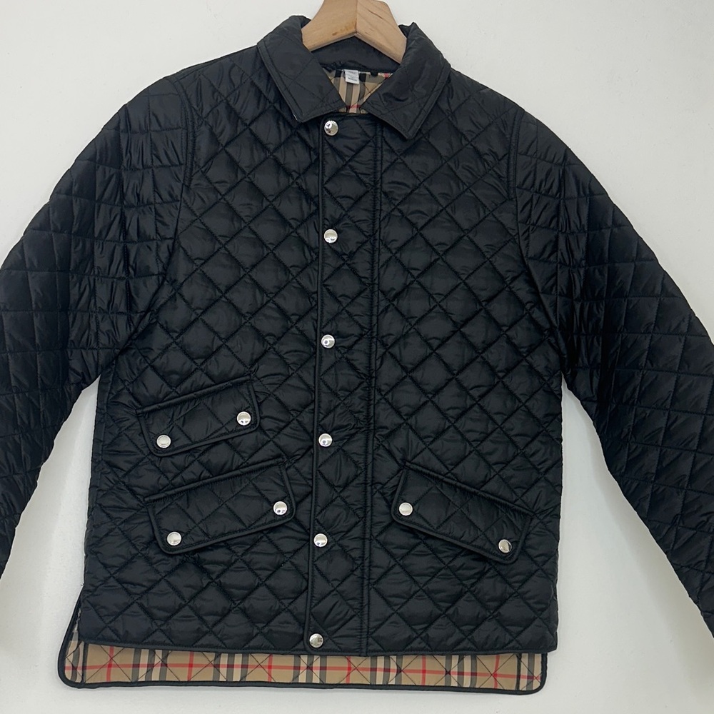 Burberry Black Quilted Kids Puffer Jacket - Picture 2 of 11